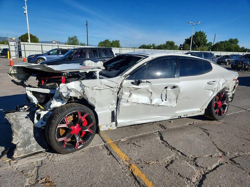 2019 KIA Stinger