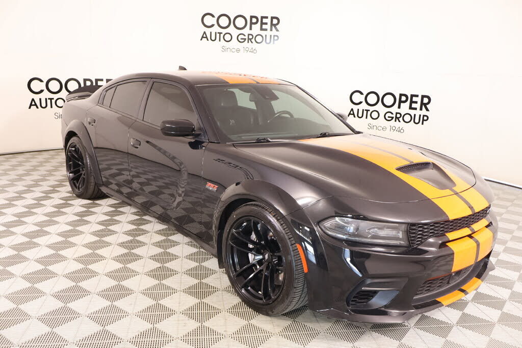 2020 DODGE Charger
