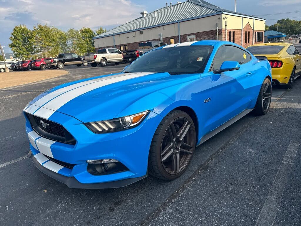 2017 FORD Mustang