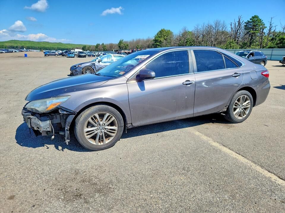 2016 TOYOTA Camry