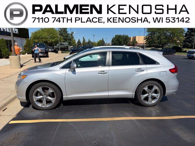 2010 TOYOTA Venza