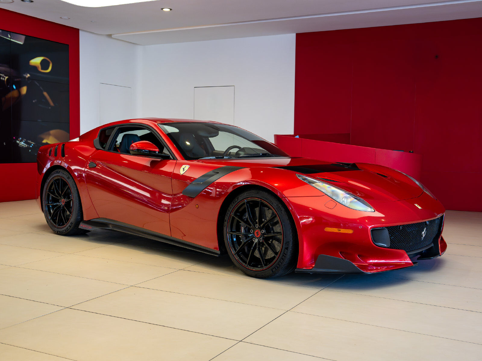 2017 FERRARI F12 tdf