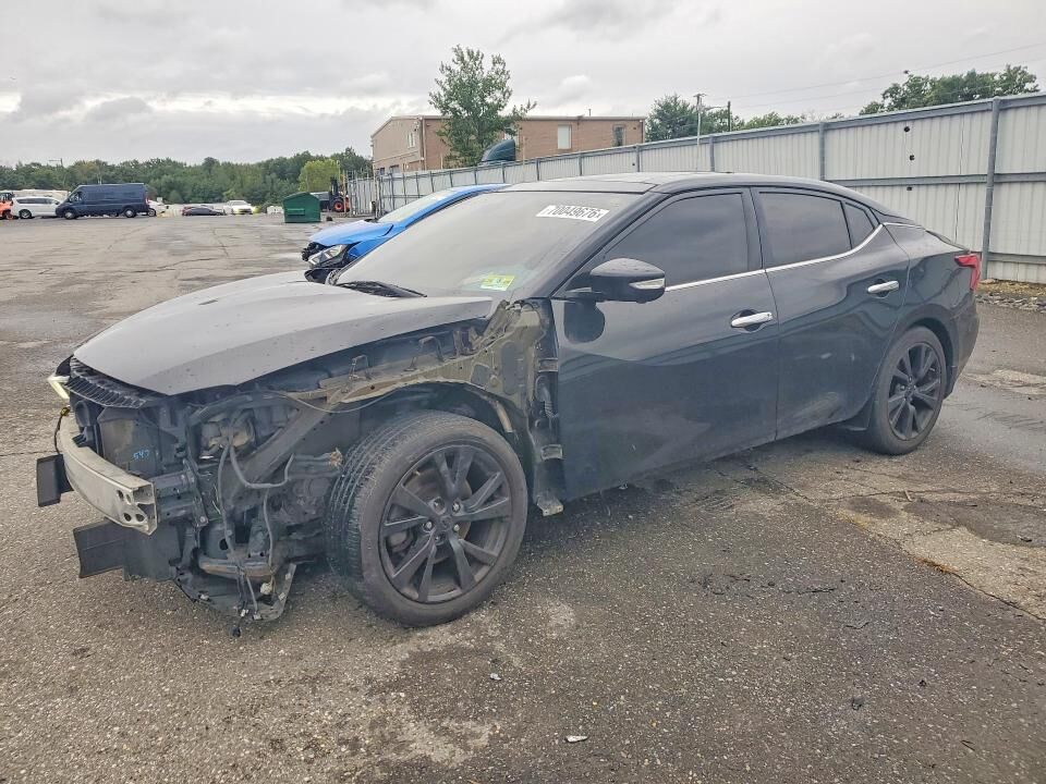 2016 NISSAN Maxima