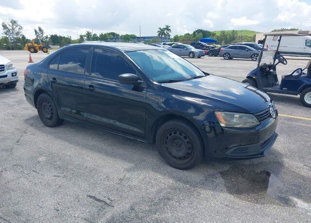 2012 VOLKSWAGEN Jetta