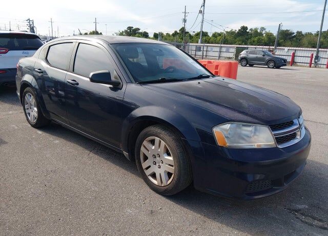 2014 DODGE Avenger