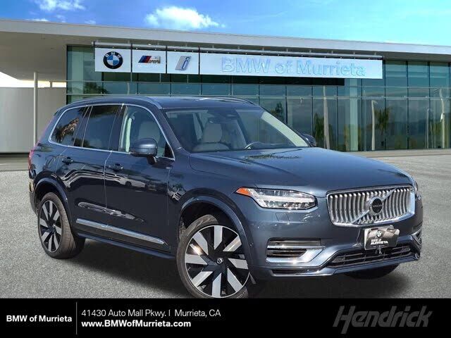 2023 VOLVO XC90