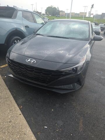 2023 HYUNDAI Elantra