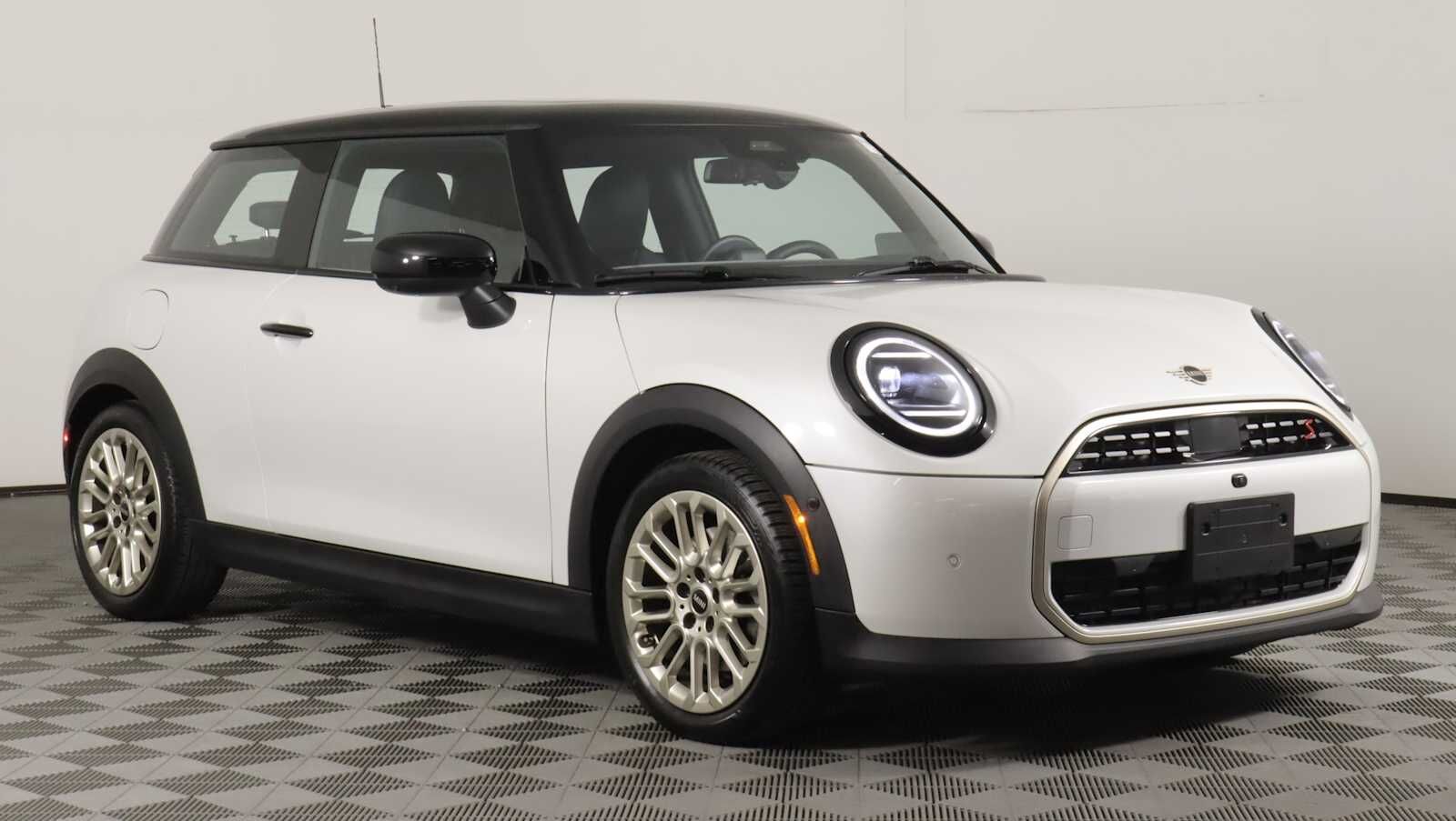 2025 MINI Hardtop