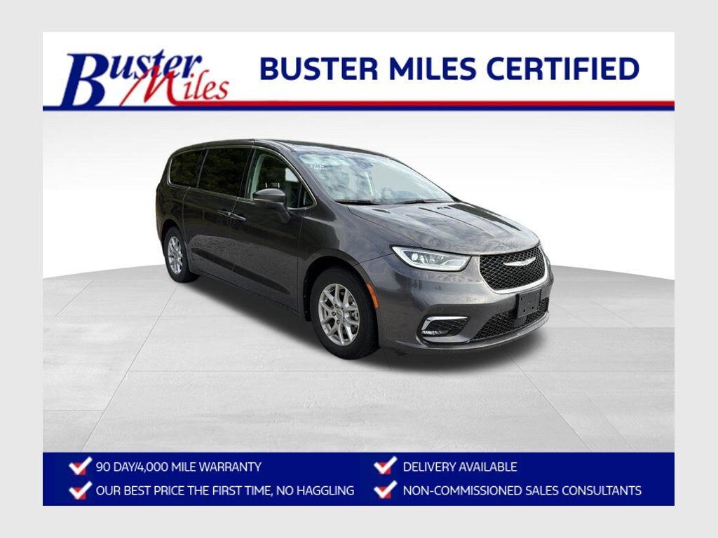 2023 CHRYSLER Pacifica