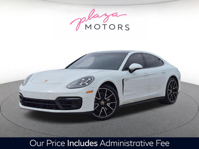 2022 PORSCHE Panamera