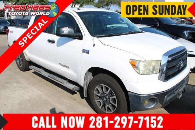 2010 TOYOTA Tundra