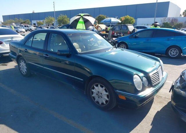 1996 MERCEDES-BENZ E-Class