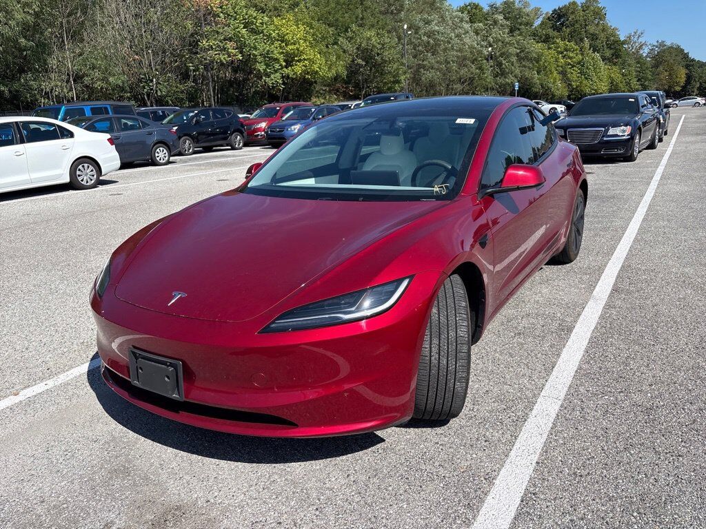 2025 TESLA Model 3