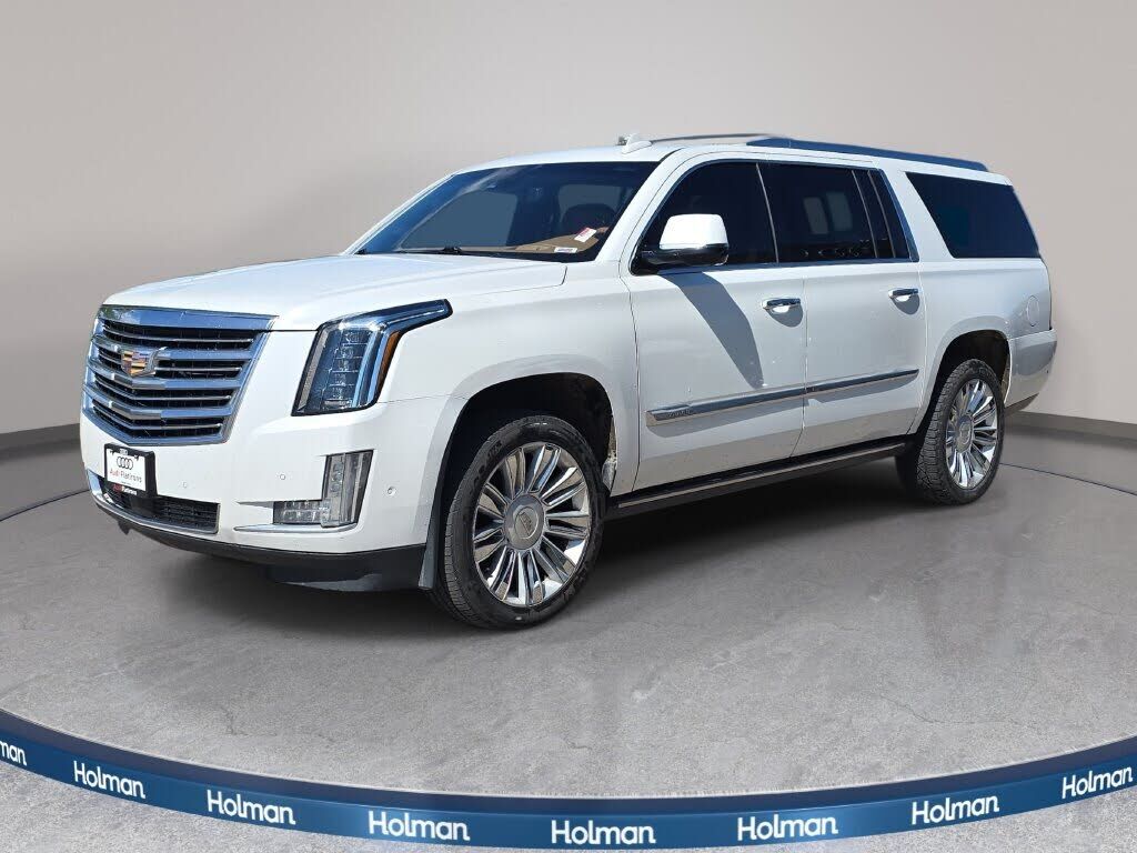 2017 CADILLAC Escalade ESV