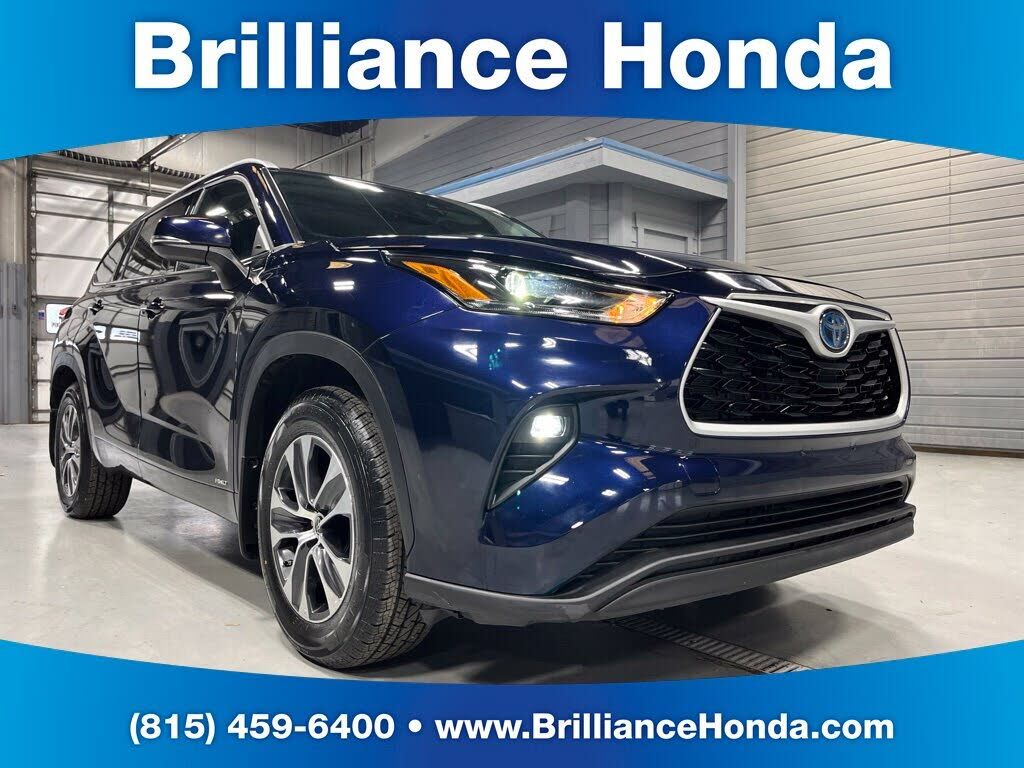 2022 TOYOTA Highlander