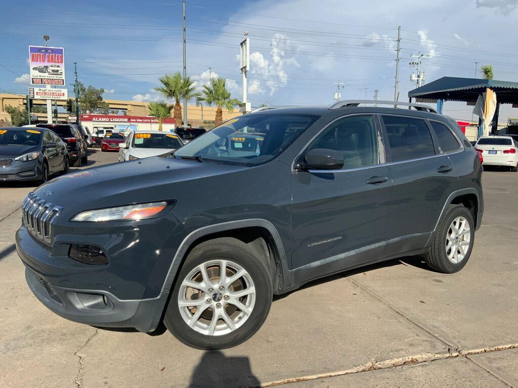 2018 JEEP Cherokee