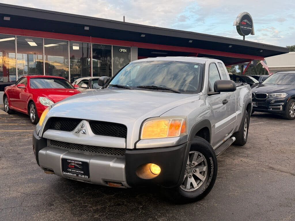 2006 MITSUBISHI Raider