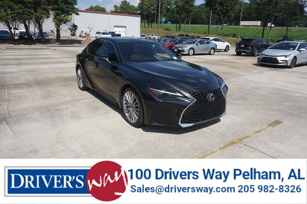 2025 LEXUS IS