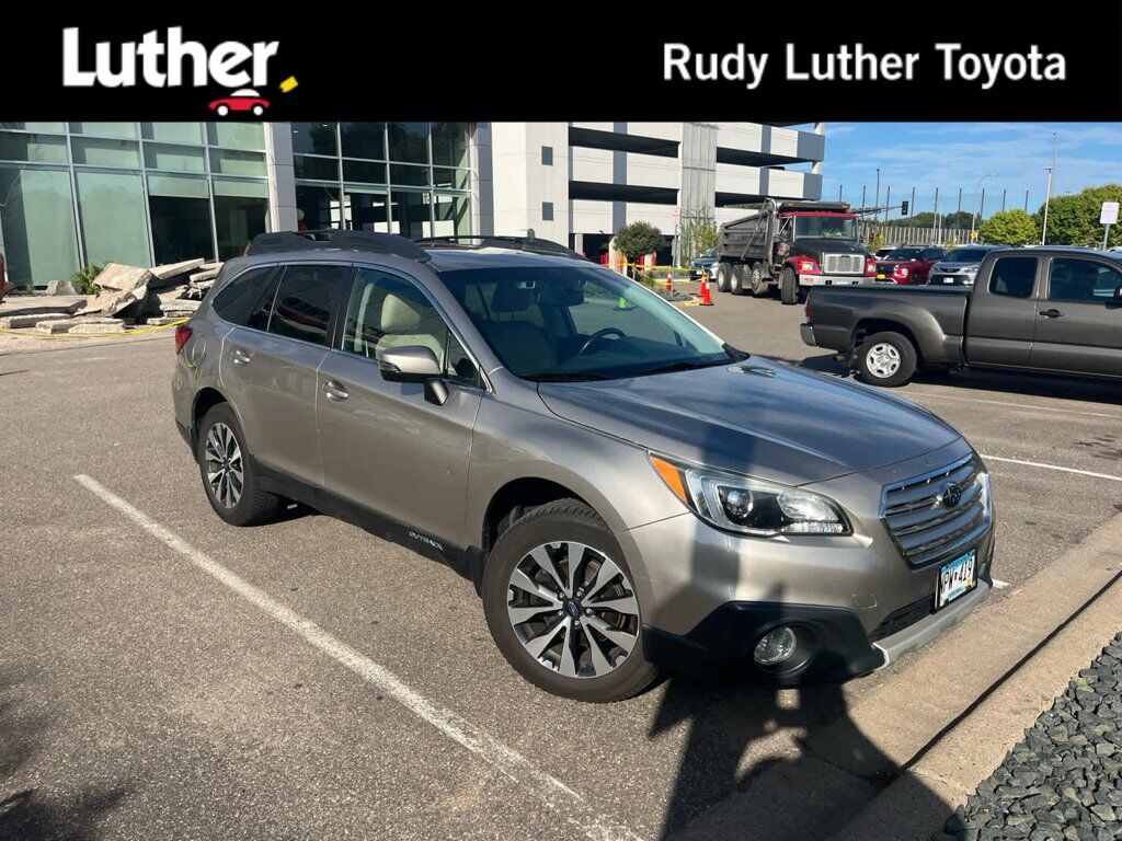 2015 SUBARU Outback
