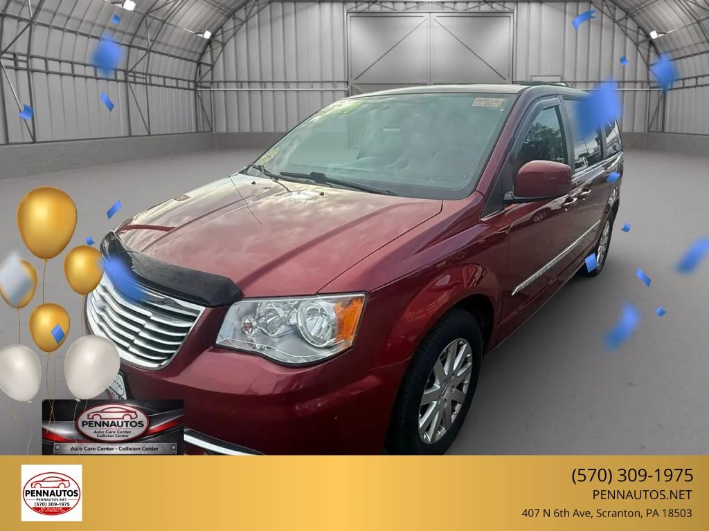 2015 CHRYSLER Town and Country