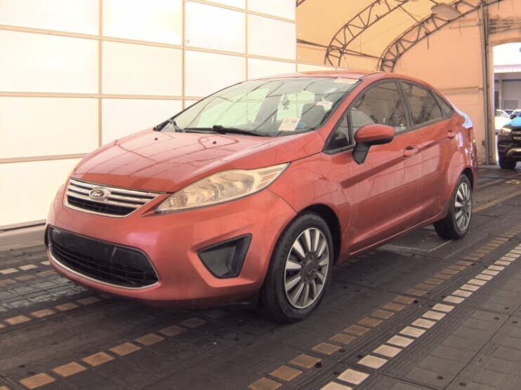 2012 FORD Fiesta