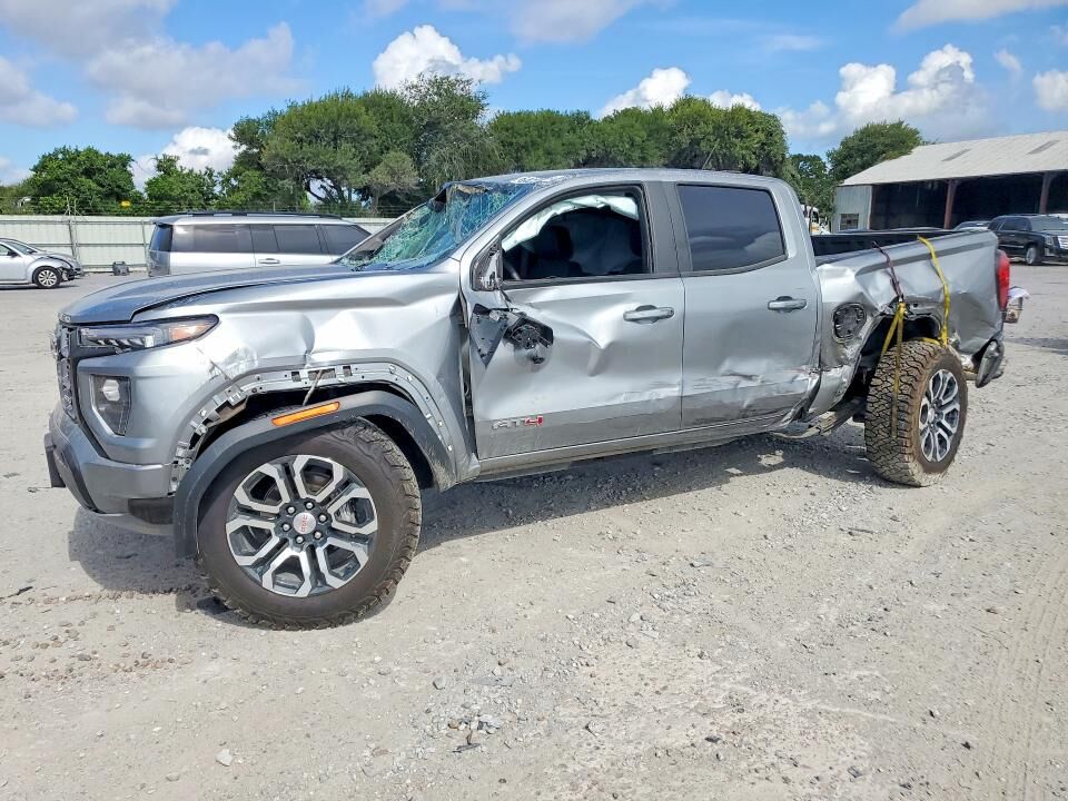 2024 GMC Canyon