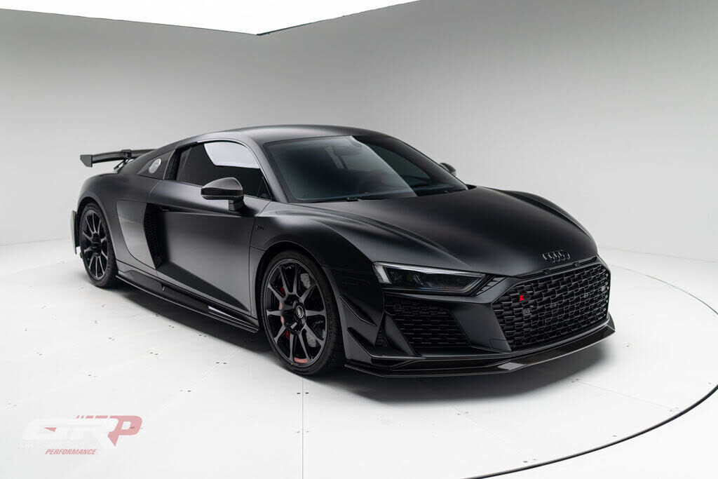 2023 AUDI R8