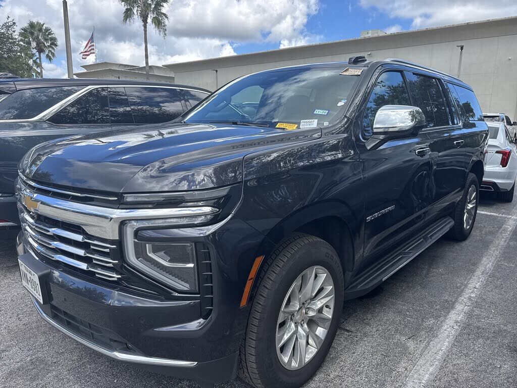 2026 CHEVROLET Suburban