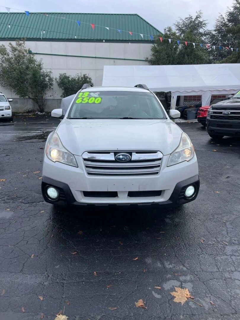 2013 SUBARU Outback