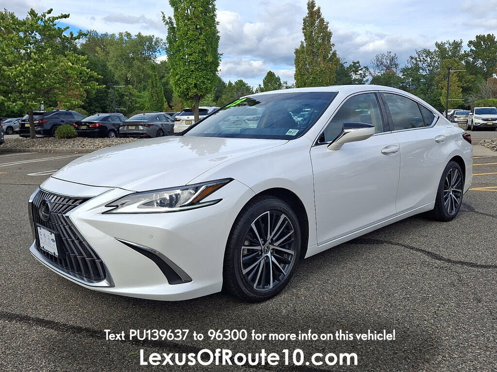 2023 LEXUS ES