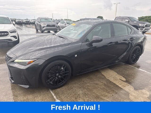2024 LEXUS IS
