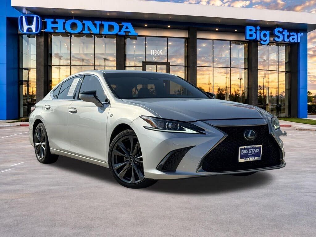 2020 LEXUS ES