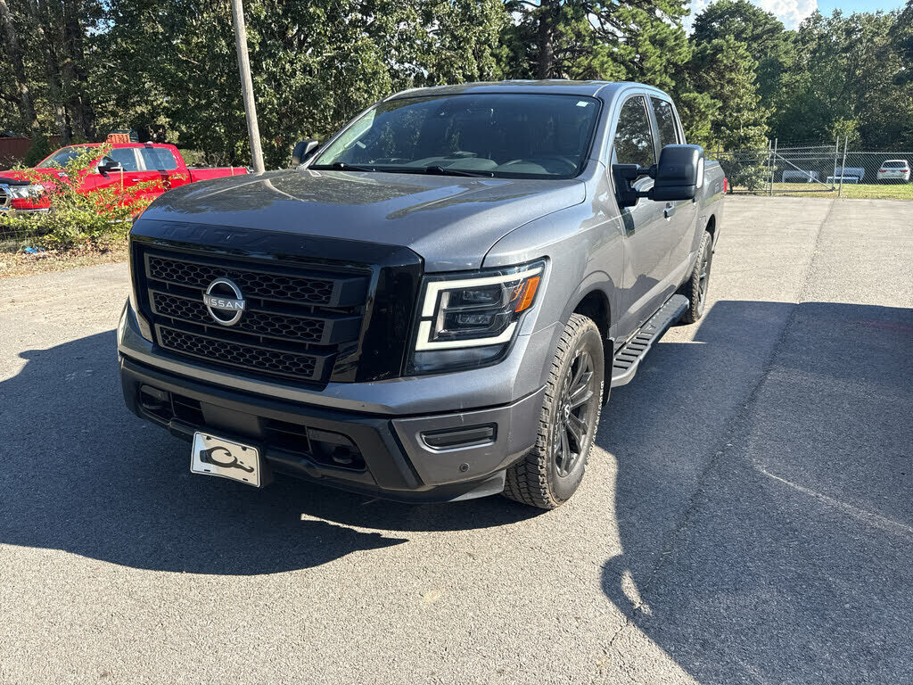 2023 NISSAN Titan