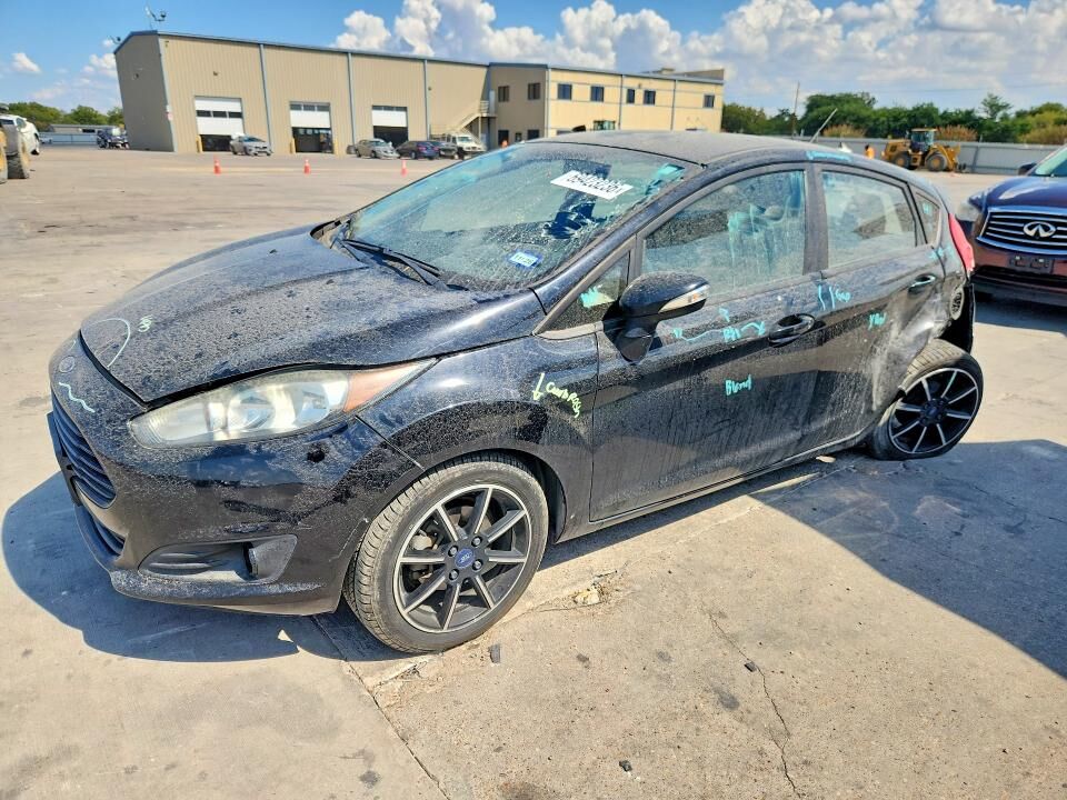 2016 FORD Fiesta
