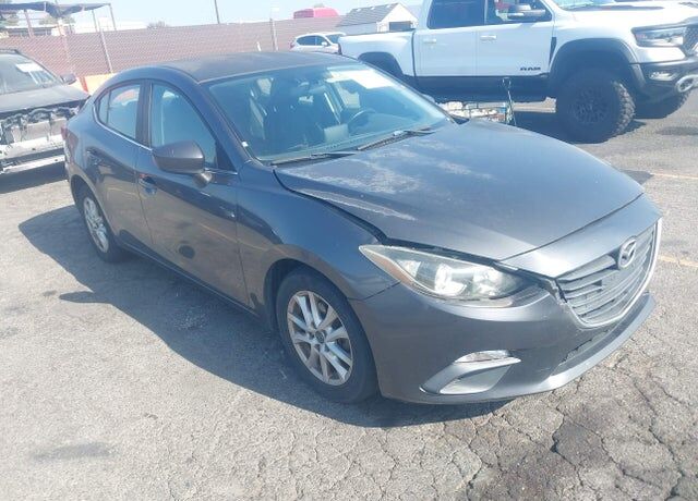 2016 MAZDA Mazda3