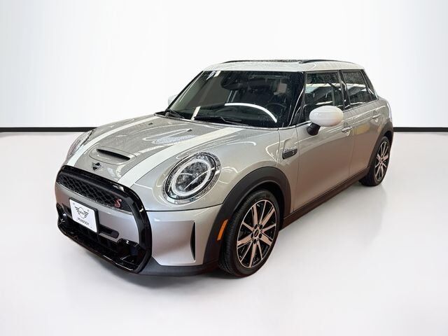 2023 MINI Hardtop