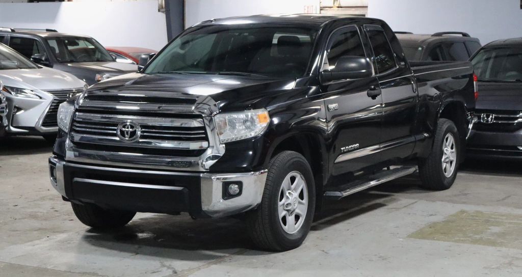 2017 TOYOTA Tundra