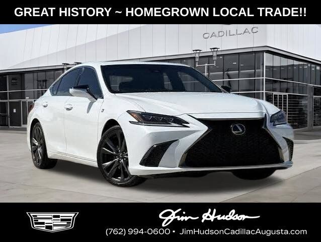 2019 LEXUS ES