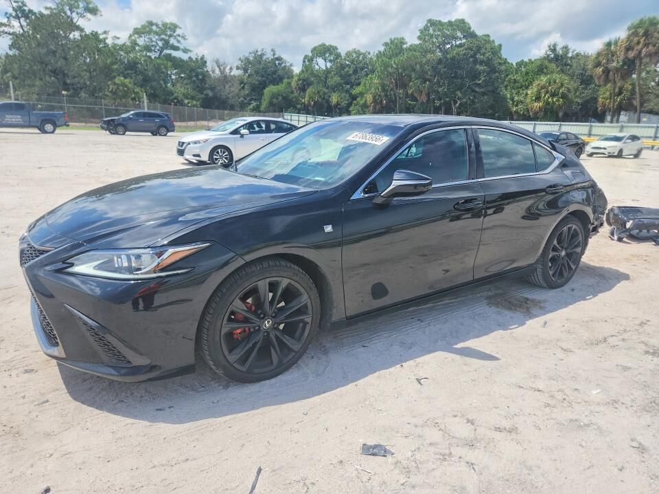 2022 LEXUS ES
