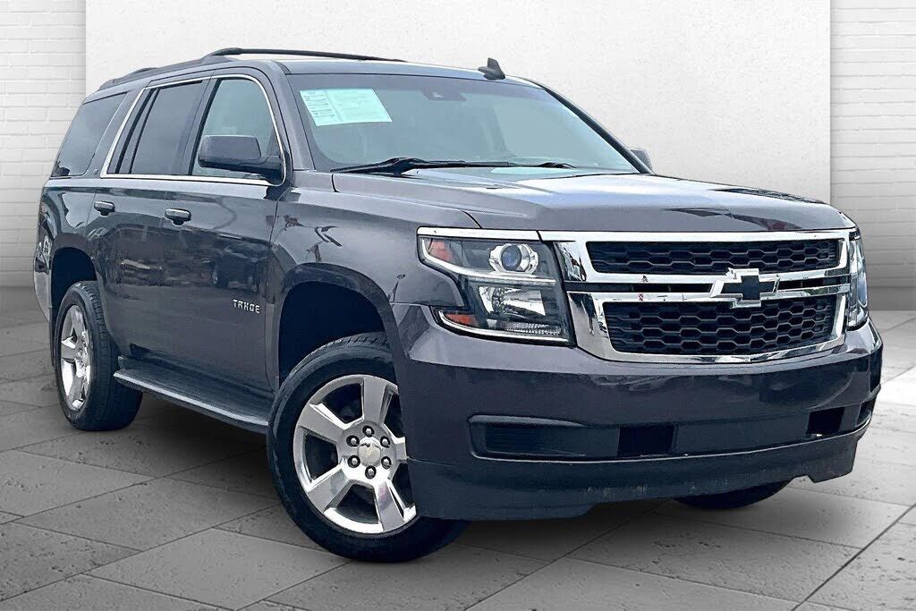 2017 CHEVROLET Tahoe