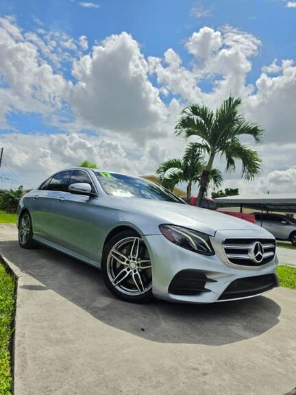 2017 MERCEDES-BENZ E-Class