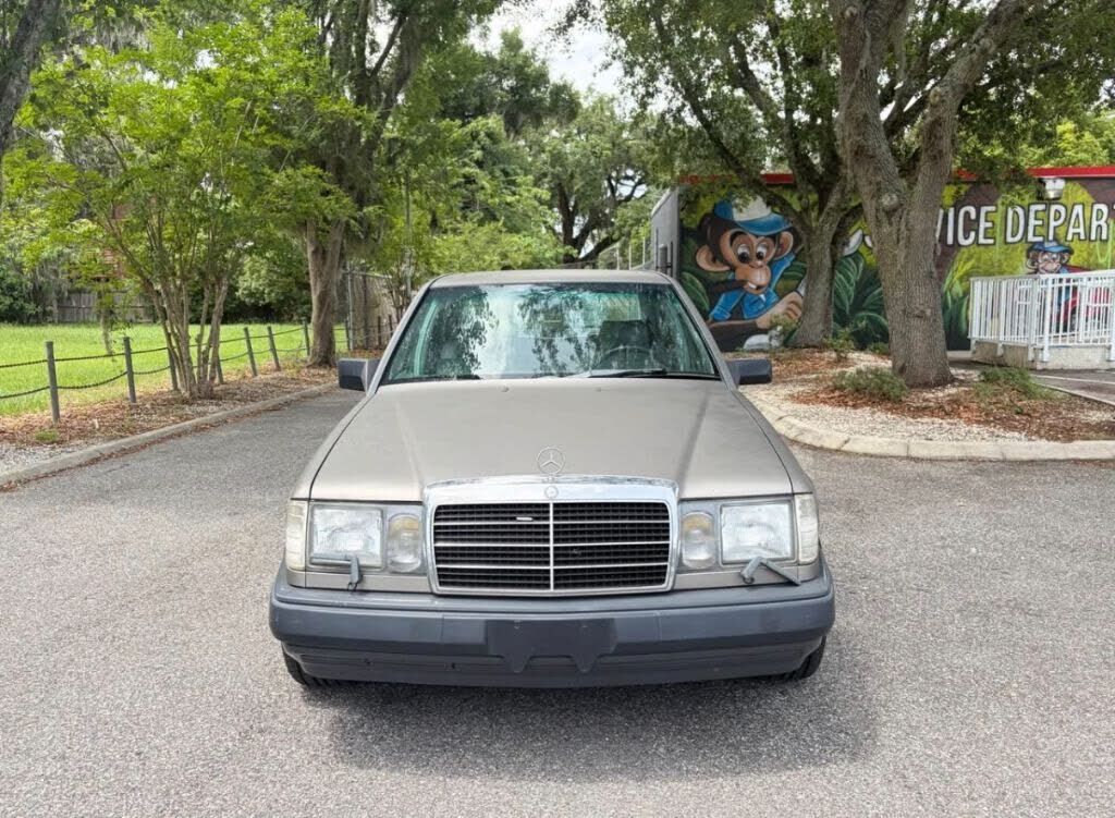 1987 Mercedes-Benz 300