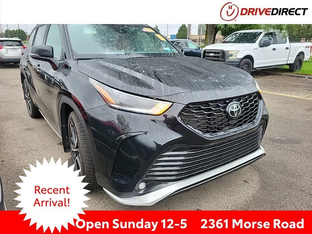2022 TOYOTA Highlander