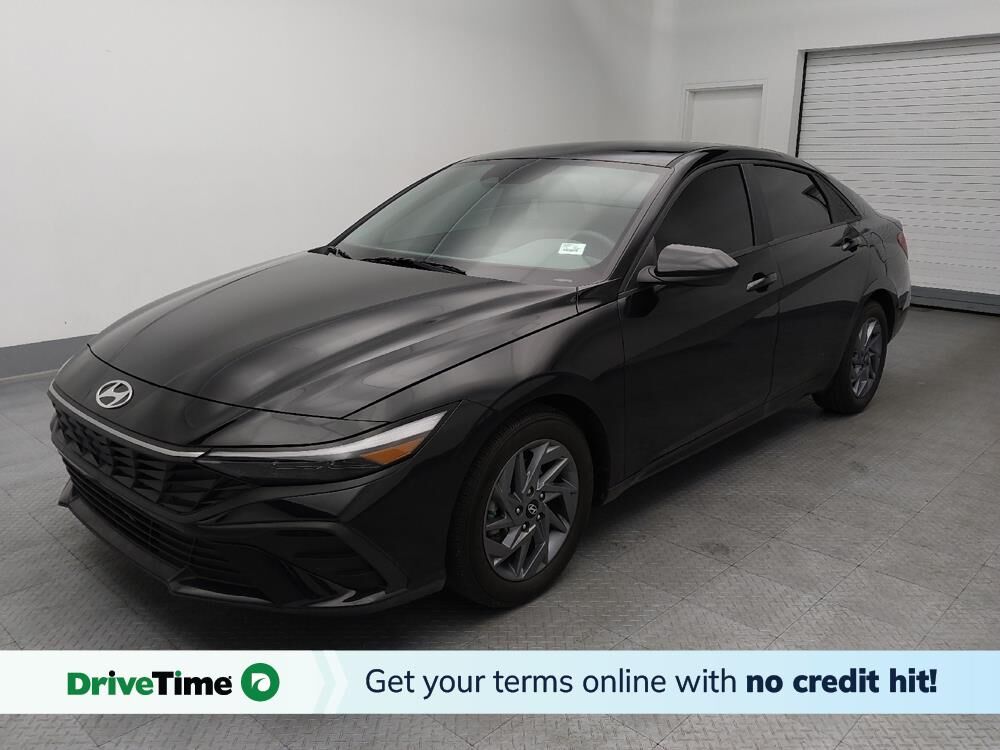 2024 HYUNDAI Elantra