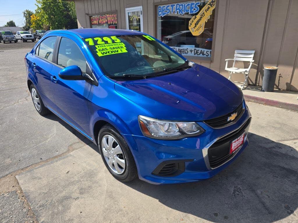 2017 CHEVROLET Sonic