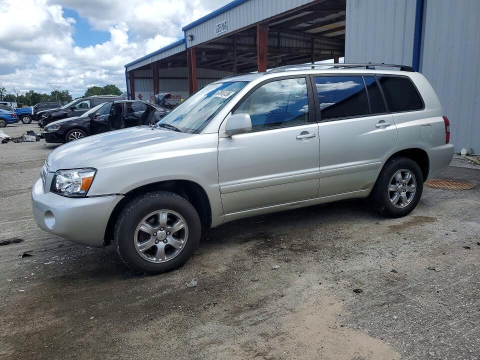 2005 TOYOTA Highlander