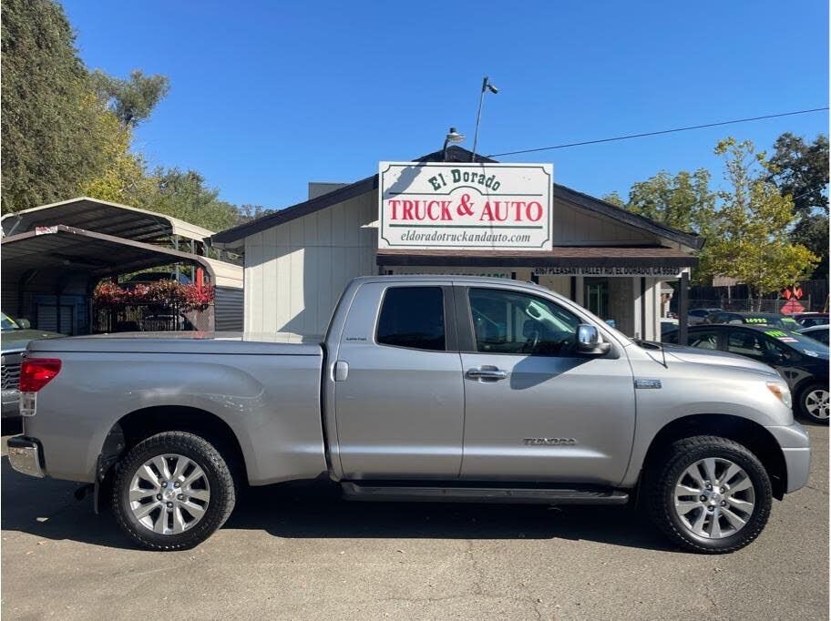 2010 TOYOTA Tundra