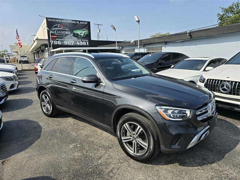 2022 MERCEDES-BENZ GLC-Class