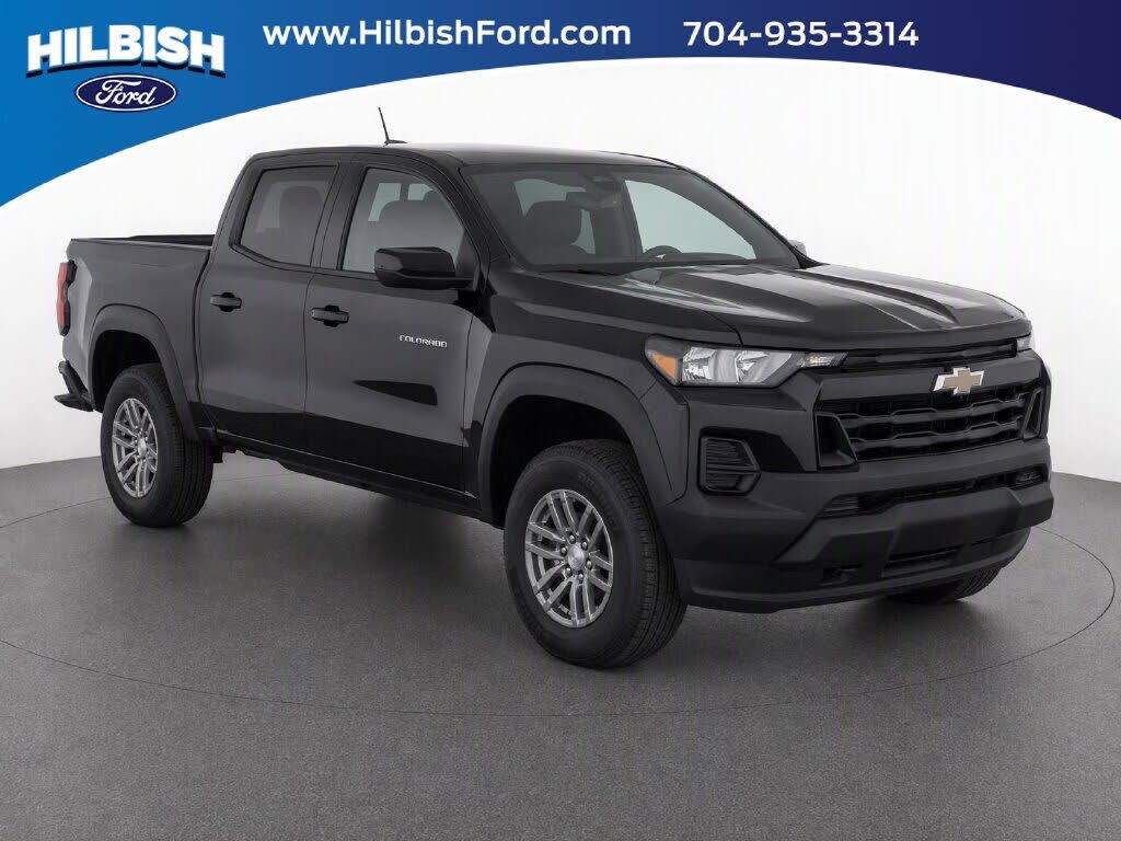 2025 CHEVROLET Colorado