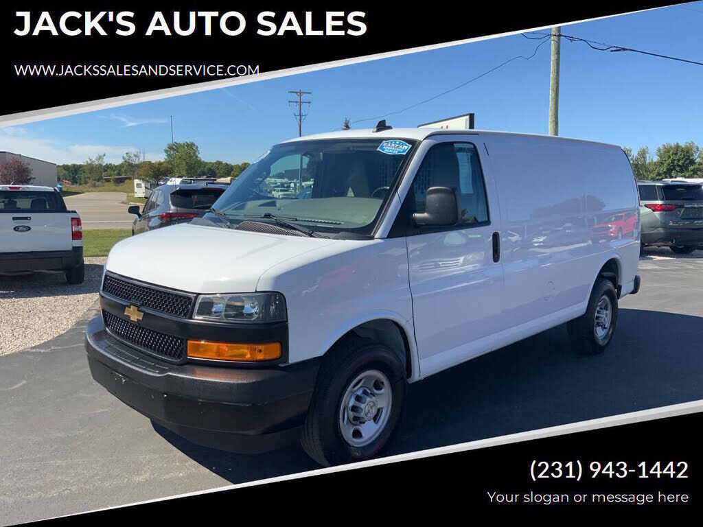 2023 CHEVROLET Express